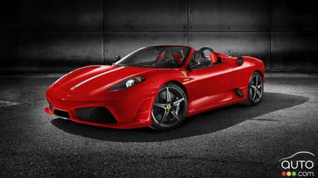 Ferrari celebrates victory with the Scuderia Spider 16M